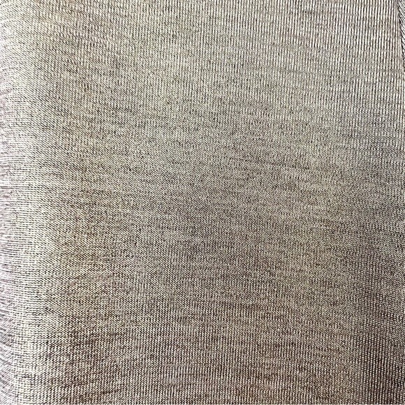 Soul Sanctuary metallic top with pleated bell sleeves keyhole back Size M - Picture 8 of 9